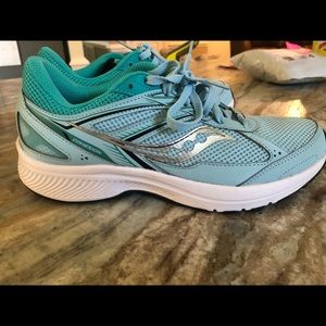 Size 9 women’s Saucony athletic shoe